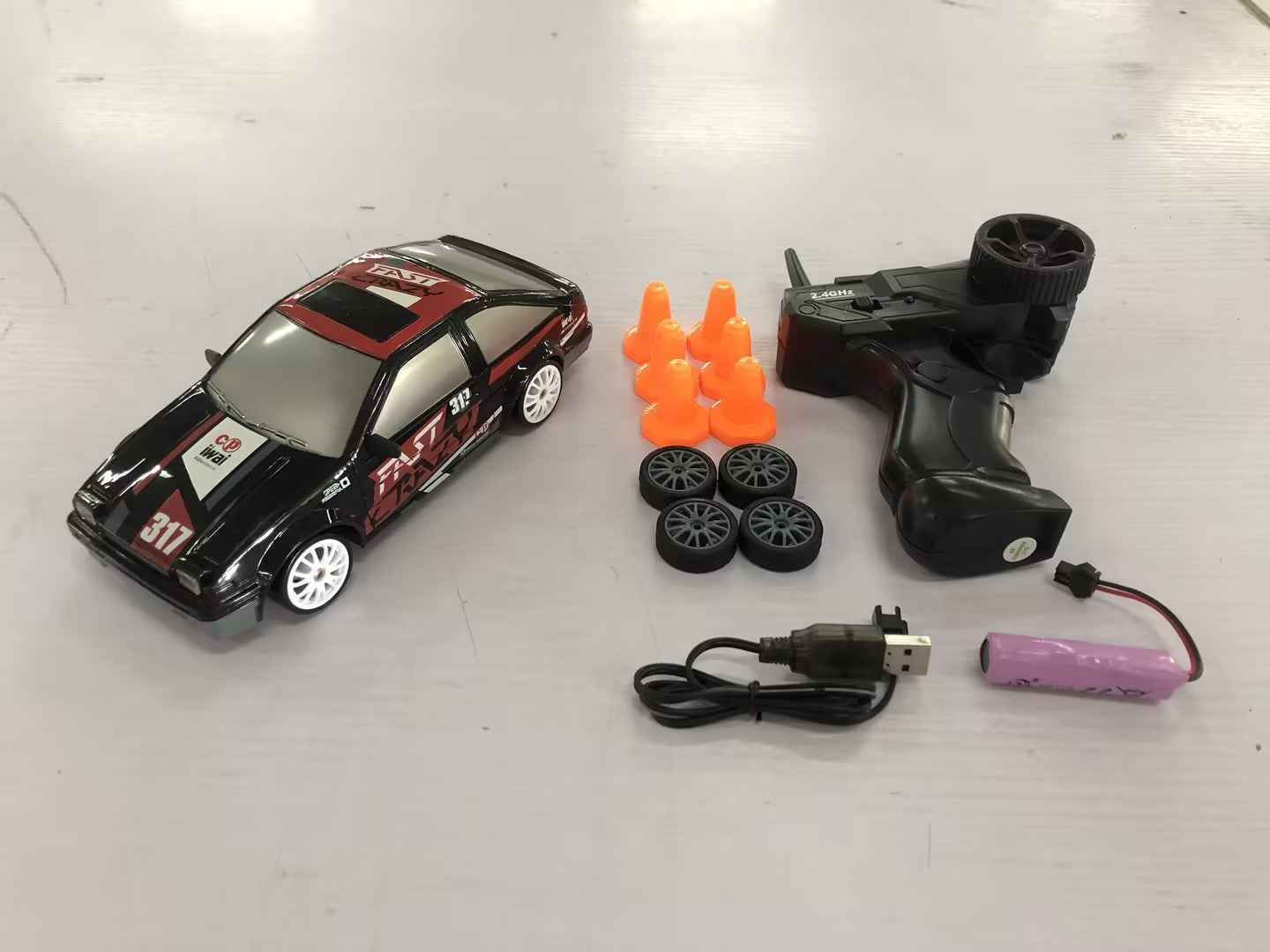 2.4G Drift Rc Car 4WD / Toy Remote Control GTR Model AE86 Vehicle Car